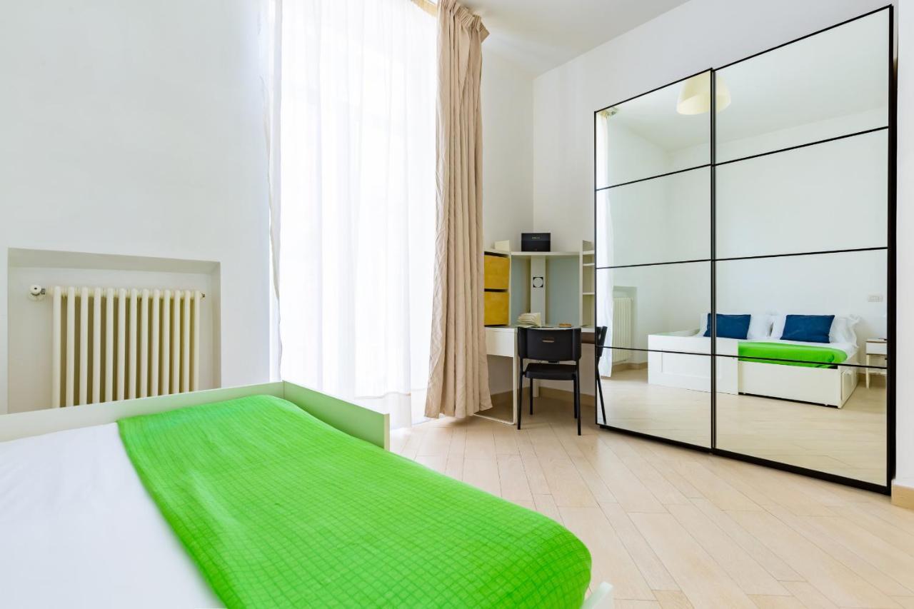 Apartment With Balcony In Palazzo Diaz By Wonderful Italy Napoli Exterior foto